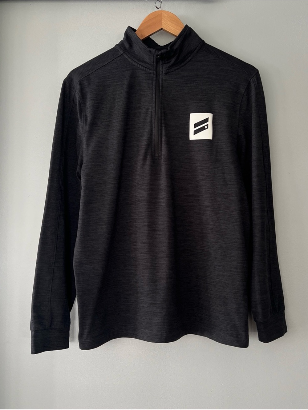 Hurley Men Small Bootcamp Athletic Quarter Zip Workout Long Sleeve Shirt Outdoor